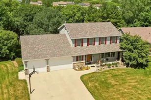 917 5th Ave NW, Byron, MN 55920 - Photo 1
