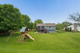 7311 Trotters Cir, Chanhassen, MN 55317 - Photo 48