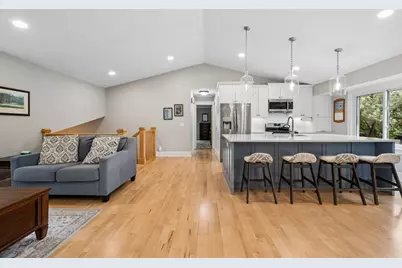 7311 Trotters Circle, Chanhassen, MN 55317 - Photo 10