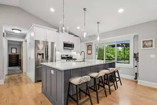 7311 Trotters Cir, Chanhassen, MN 55317 - Photo 14