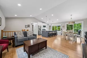 7311 Trotters Cir, Chanhassen, MN 55317 - Photo 12