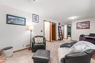 12 Oak Shore Dr, Burnsville, MN 55306 - Photo 26
