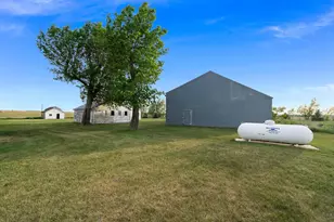 2137 50th Ave, Jasper, MN 56144 - Photo 8