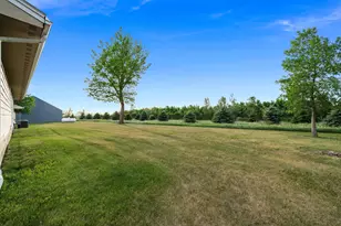 2137 50th Ave, Jasper, MN 56144 - Photo 4