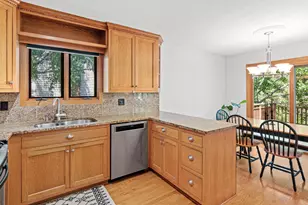 7816 W 103rd St, Bloomington, MN 55438 - Photo 12