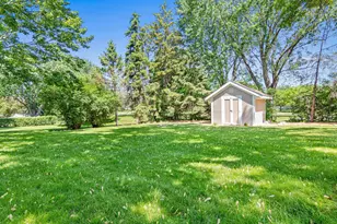 7816 W 103rd St, Bloomington, MN 55438 - Photo 28