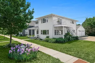 417 N Washington St, Lake City, MN 55041 - Photo 1
