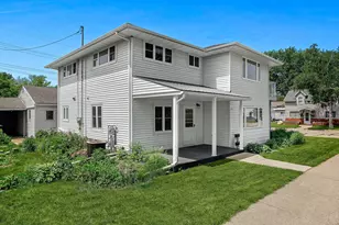 417 N Washington St, Lake City, MN 55041 - Photo 2
