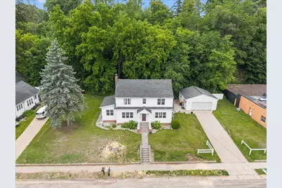 398 E Wall Street, Ellsworth, WI 54011 - Photo 34
