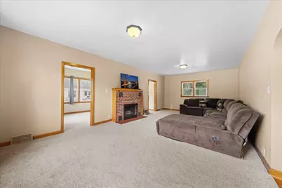 398 E Wall Street, Ellsworth, WI 54011 - Photo 16