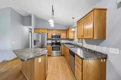 425 66th Street SW, Waverly, MN 55390 - Photo 8