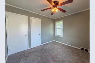 423 38th Street E, Hibbing, MN 55746 - Photo 18