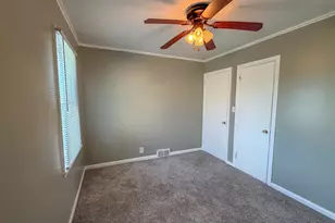 423 38th Street E, Hibbing, MN 55746 - Photo 16