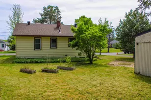 423 38th Street E, Hibbing, MN 55746 - Photo 32