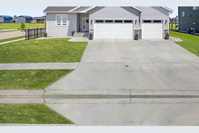 4500 Blue Stem Way, Moorhead, MN 56560 - Photo 2