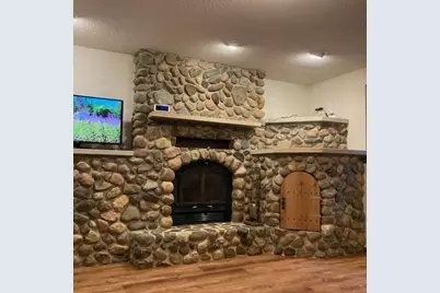 619 Chalet Drive NW, Rochester, MN 55901 - Photo 8