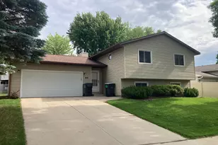 619 Chalet Dr NW, Rochester, MN 55901 - Photo 1