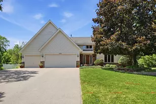 10825 46th Pl N, Plymouth, MN 55442 - Photo 1