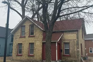 320 8th Ave S, Saint Cloud, MN 56301 - Photo 2
