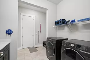 5900 Ayrshire Ln, Shorewood, MN 55331 - Photo 18