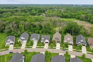 5900 Ayrshire Ln, Shorewood, MN 55331 - Photo 24