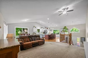842 Colby St, Taylors Falls, MN 55084 - Photo 12