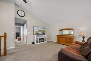 842 Colby St, Taylors Falls, MN 55084 - Photo 16