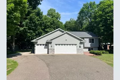 842 Colby Street, Taylors Falls, MN 55084 - Photo 2