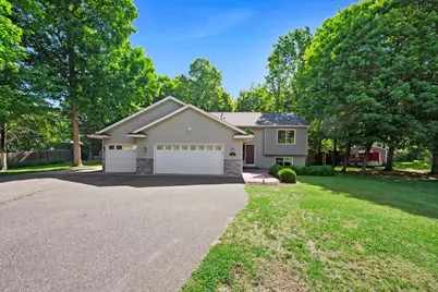 842 Colby Street, Taylors Falls, MN 55084 - Photo 2