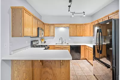954 Conner Street, Chaska, MN 55318 - Photo 8