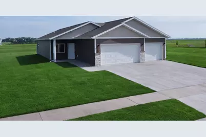 1600 5th Avenue NE, Dilworth, MN 56529 - Photo 2