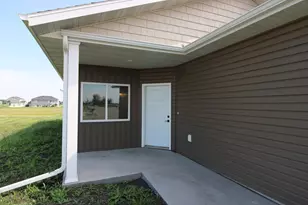 1600 5th Ave NE, Dilworth, MN 56529 - Photo 4