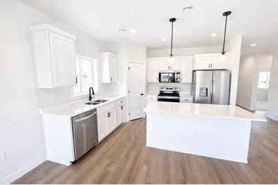 1600 5th Avenue NE, Dilworth, MN 56529 - Photo 8