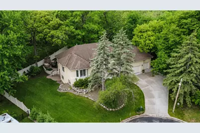 1711 Little Crow Drive, South Saint Paul, MN 55075 - Photo 2