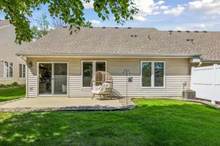 6503 Brook Ln, Savage, MN 55378 - Photo 22