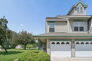 104 Morningside Dr NE, Hutchinson, MN 55350 - Photo 2