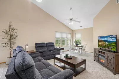 104 Morningside Drive NE, Hutchinson, MN 55350 - Photo 6