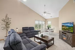 104 Morningside Dr NE, Hutchinson, MN 55350 - Photo 6