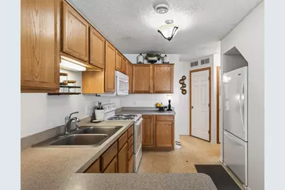 20646 Brennan Path, Farmington, MN 55024 - Photo 16