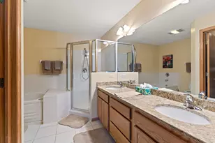 2618 Rosetown Ct, Roseville, MN 55113 - Photo 22