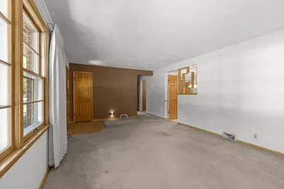 8117 Iris Drive N, Brooklyn Park, MN 55428 - Photo 10