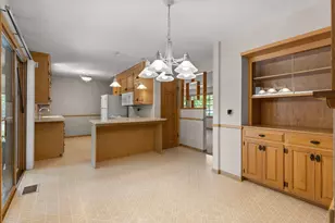 8117 Iris Dr N, Brooklyn Park, MN 55428 - Photo 12