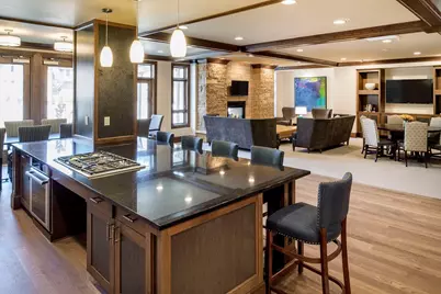 875 Lake Street N #413, Wayzata, MN 55391 - Photo 16