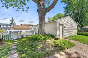 1965 Montana Ave E, Saint Paul, MN 55119 - Photo 36