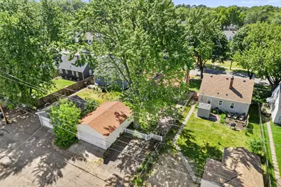 1965 Montana Avenue E, Saint Paul, MN 55119 - Photo 32