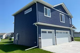1819 67th Ave S, Fargo, ND 58104 - Photo 2