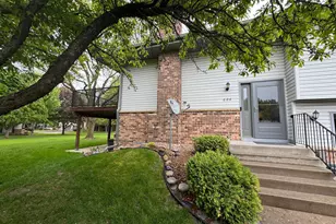 604 Portland Pl, Burnsville, MN 55337 - Photo 4
