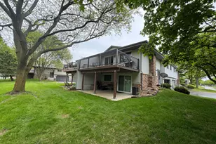 604 Portland Pl, Burnsville, MN 55337 - Photo 1