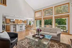 710 Olive Ln N, Plymouth, MN 55447 - Photo 12