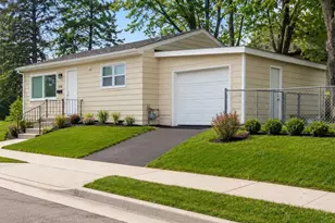 575 Nebraska Ave E, Saint Paul, MN 55130 - Photo 1